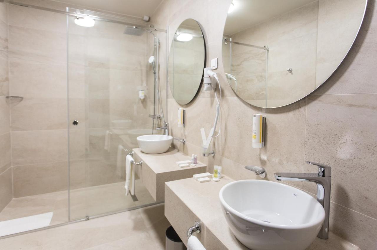 Hotel Grand Hedonist Pančevo Exterior foto