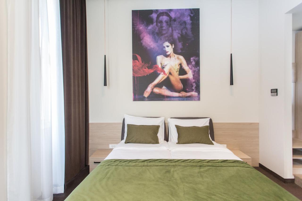 Hotel Grand Hedonist Pančevo Exterior foto