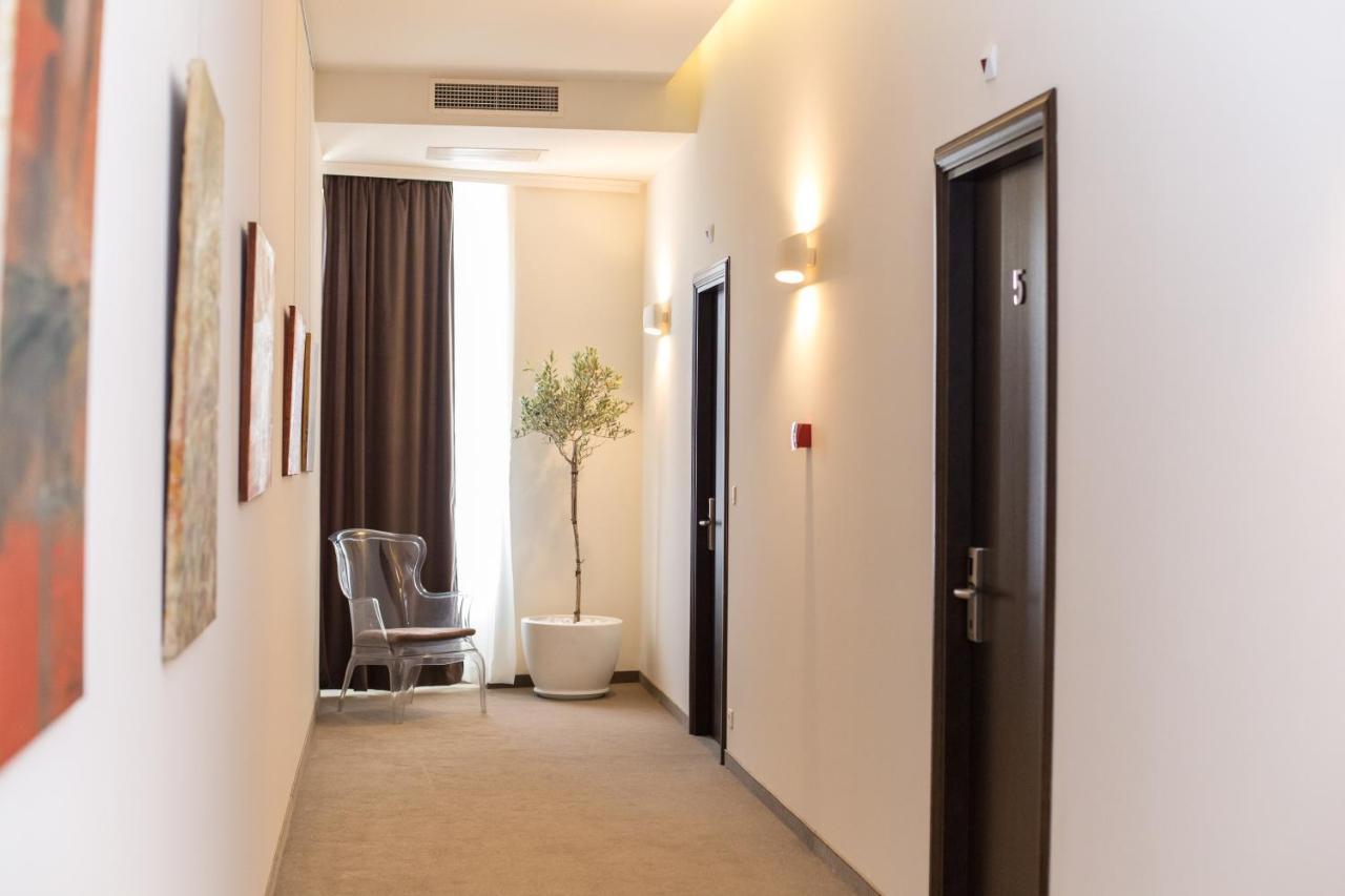 Hotel Grand Hedonist Pančevo Exterior foto